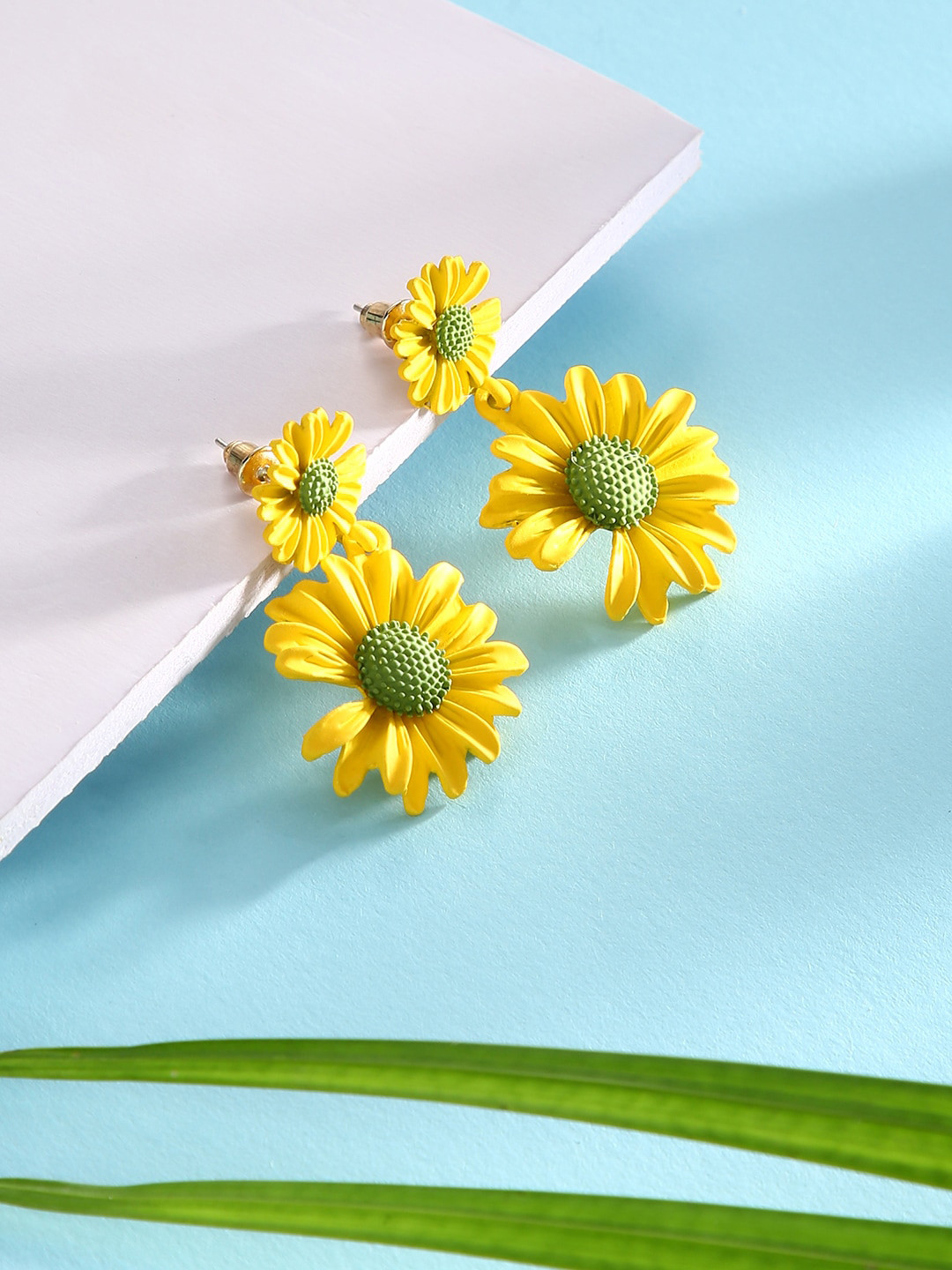 

justpeachy Yellow Floral Drop Earrings