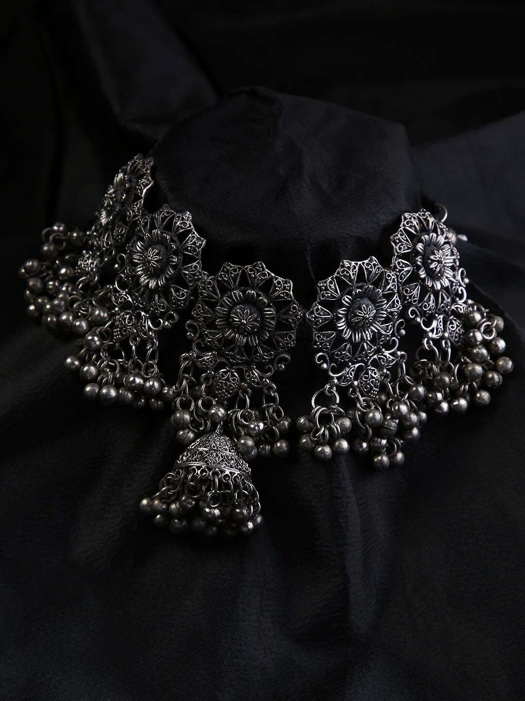 

justpeachy Silver-Toned Silver-Plated Oxidised Necklace