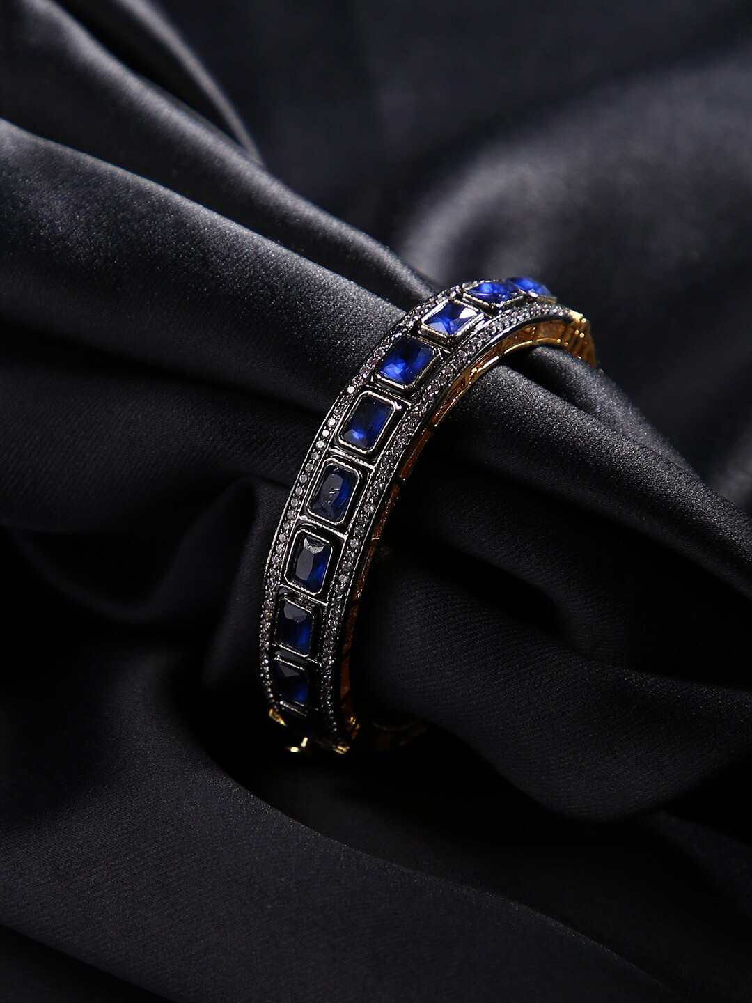 

justpeachy Women Gold-Toned & Blue Brass Gold-Plated Bangle-Style Bracelet