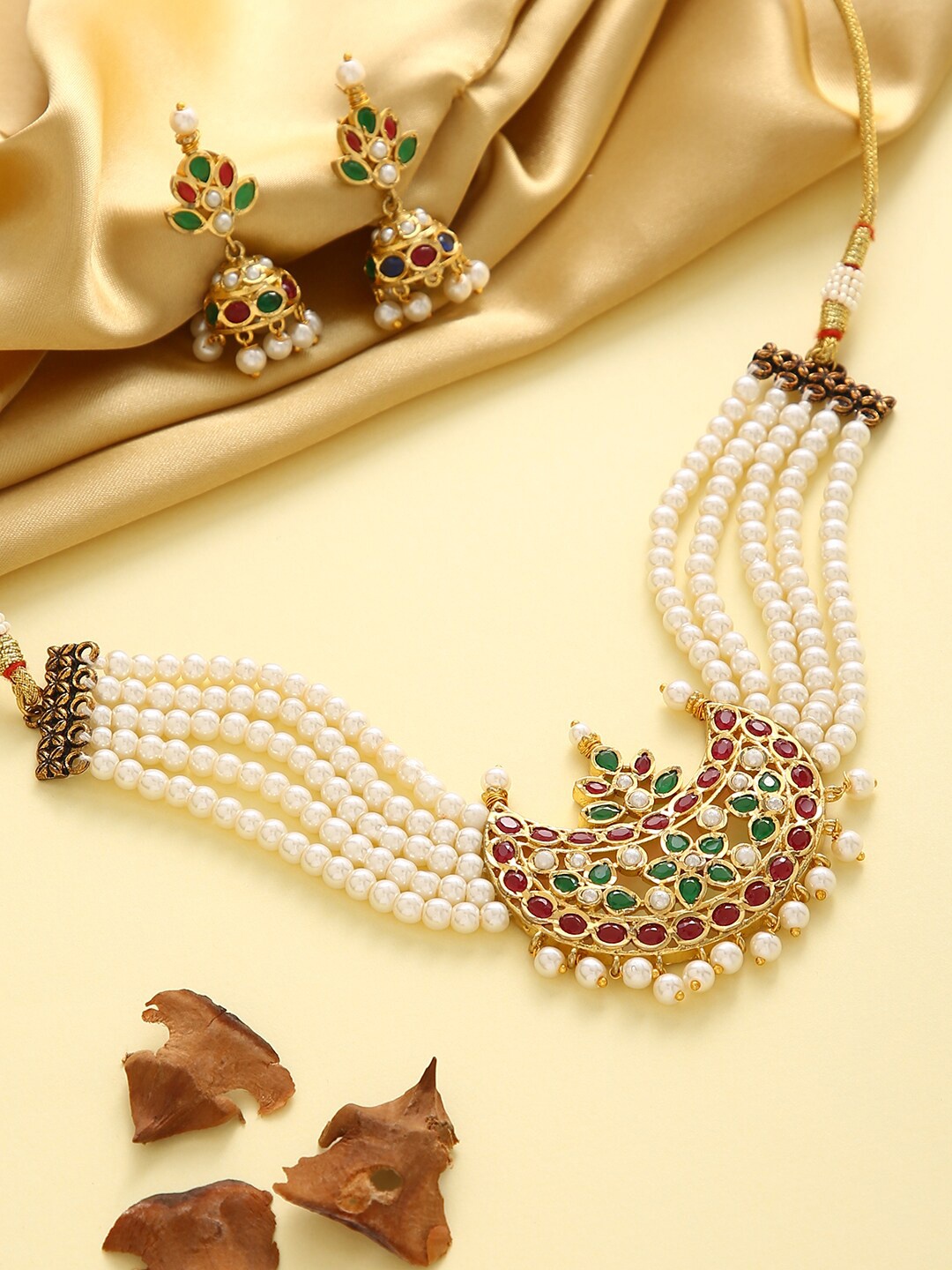 

justpeachy White & Red Gold-Plated Stone Studded & Beaded Jewellery Set