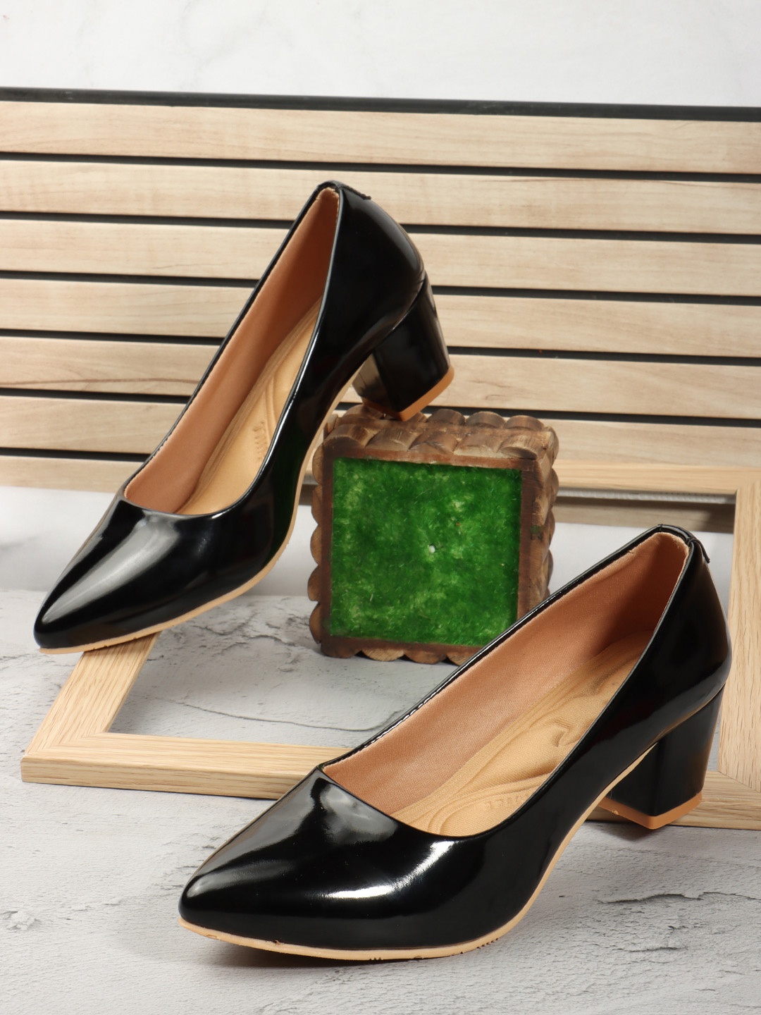 

Denill Black Pointed Toe Block Pumps