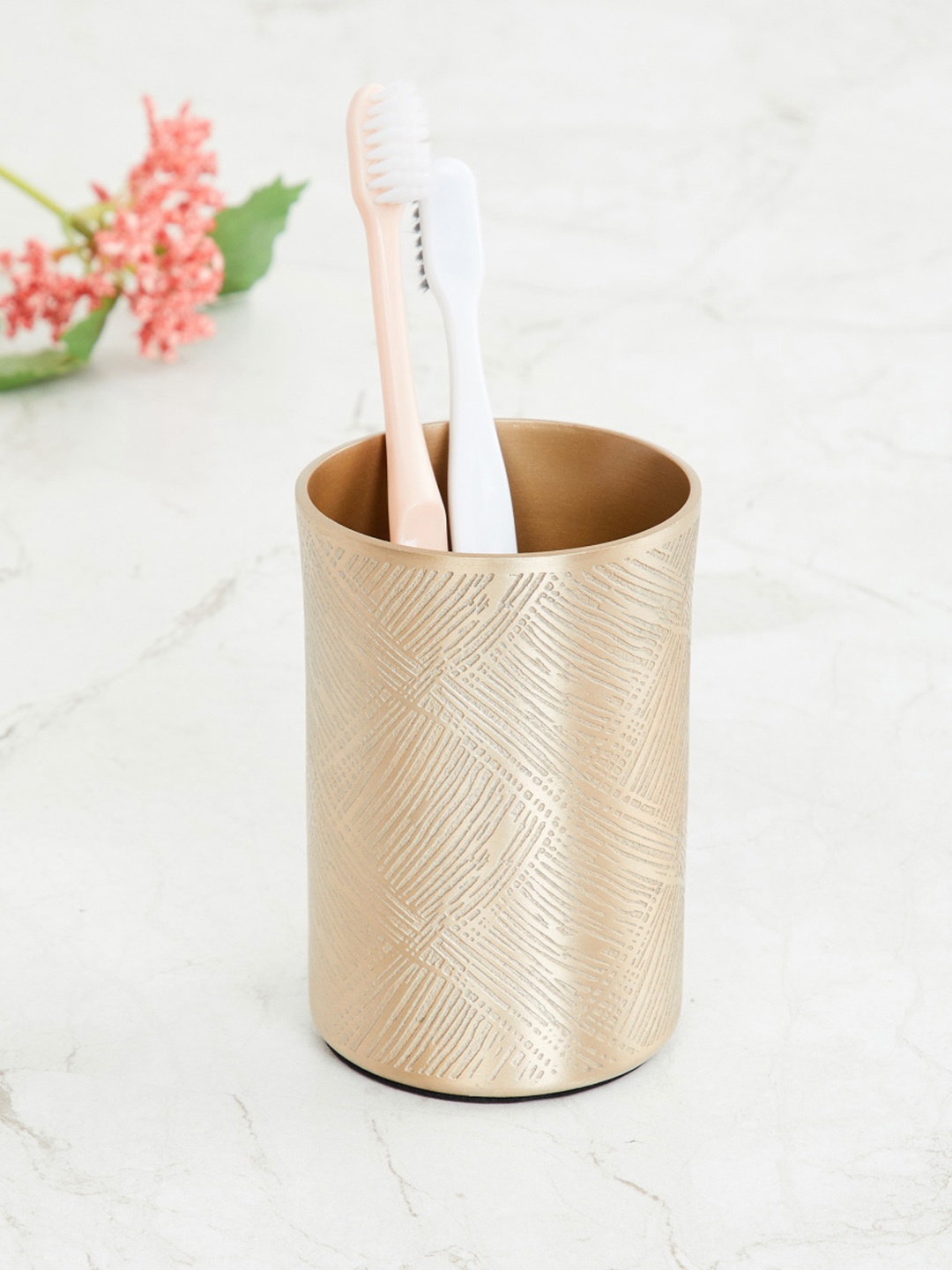 

Home Centre Gold-Toned Textured Metal Tumbler