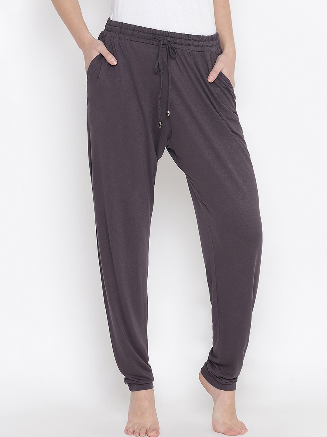 

Oxolloxo Women Grey Solid Lounge Pants