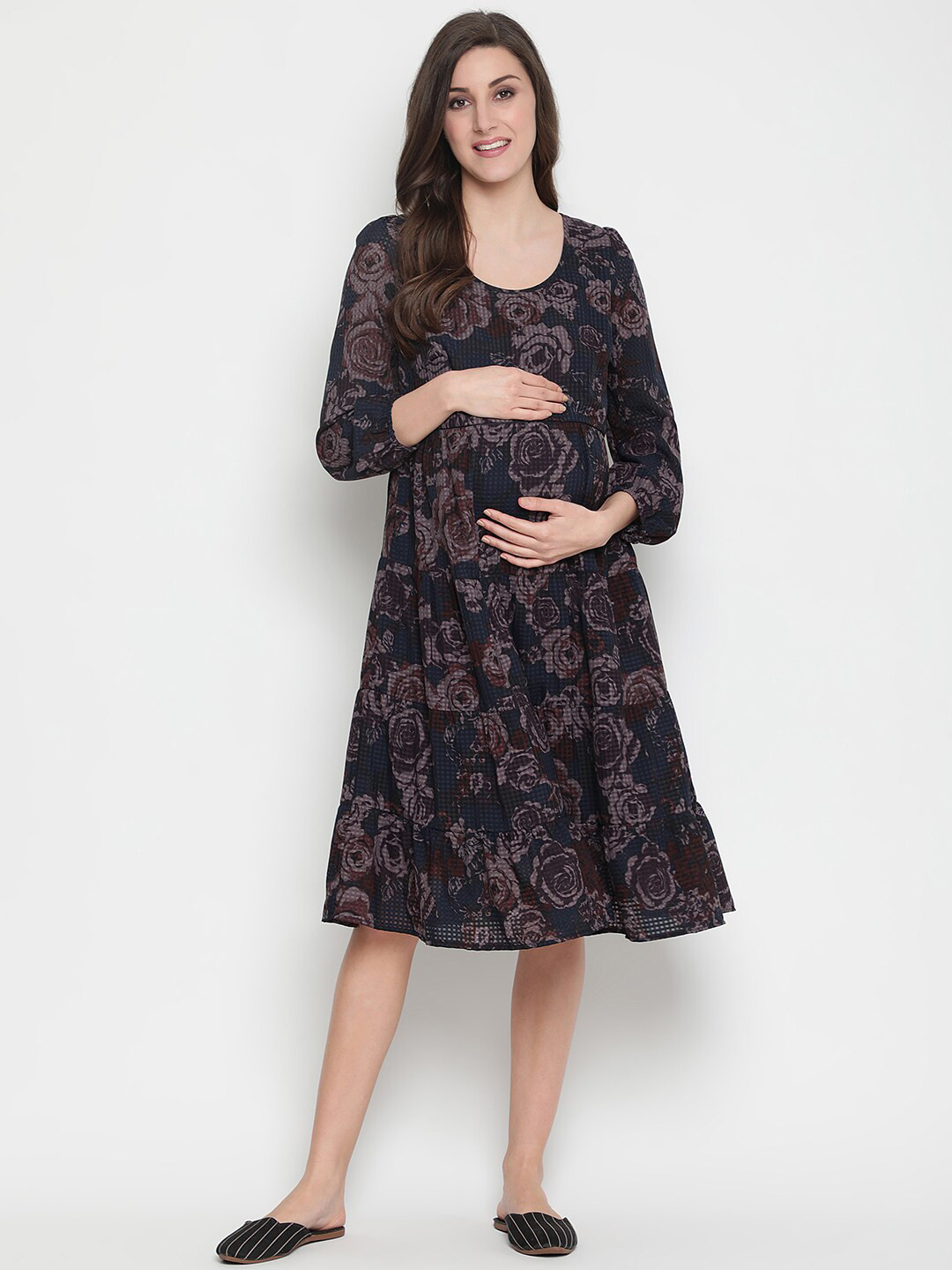 

Oxolloxo Navy Blue Floral Satin Maternity Dress