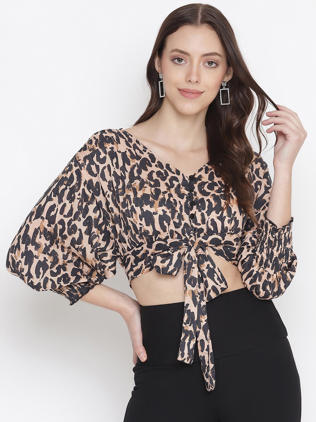 

Oxolloxo Beige & Black Animal Print Crop Top