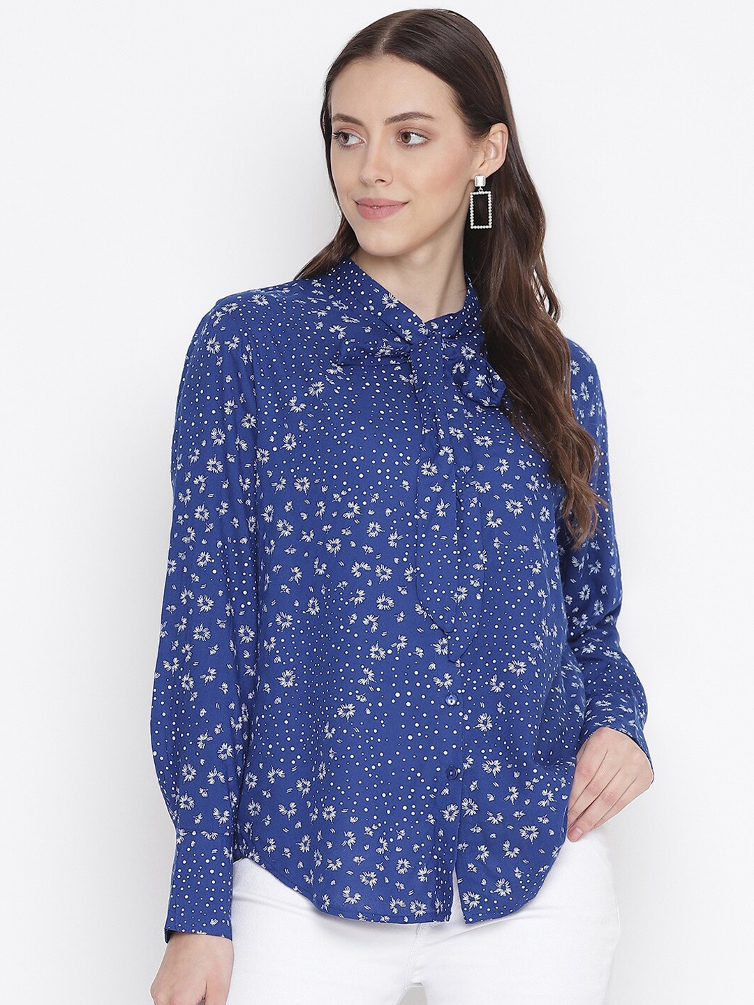

Oxolloxo Blue Floral Print Crepe Shirt Style Top