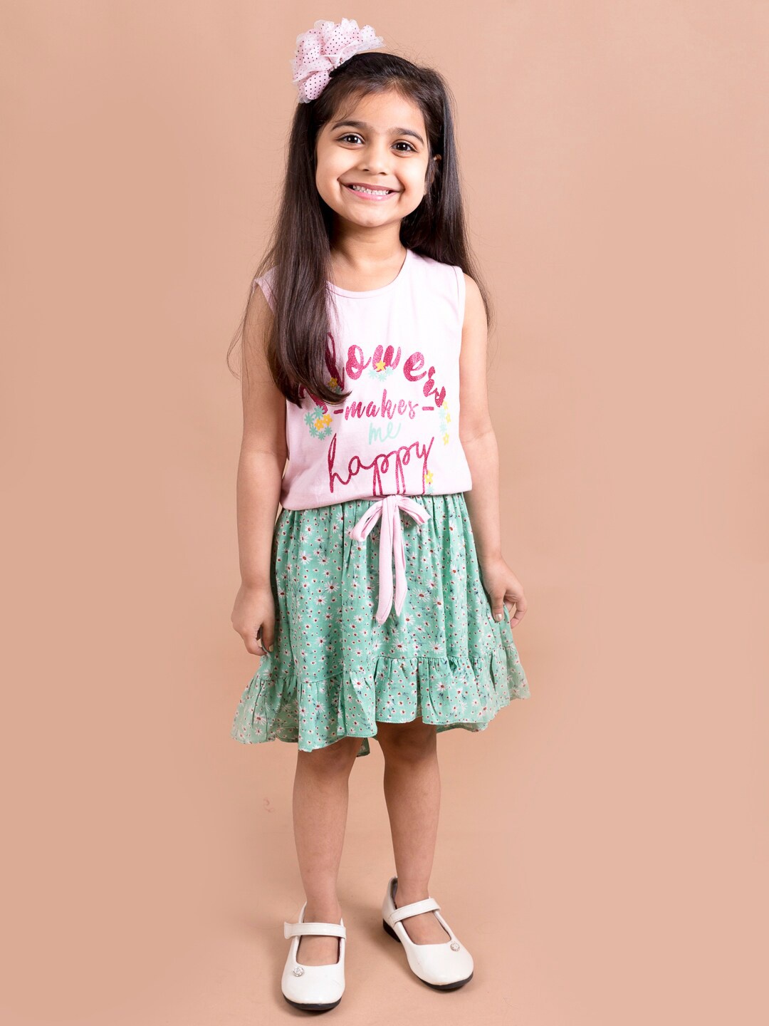 

pspeaches Girls White & Green Printed T-shirt & Skirt Co-Ord Set