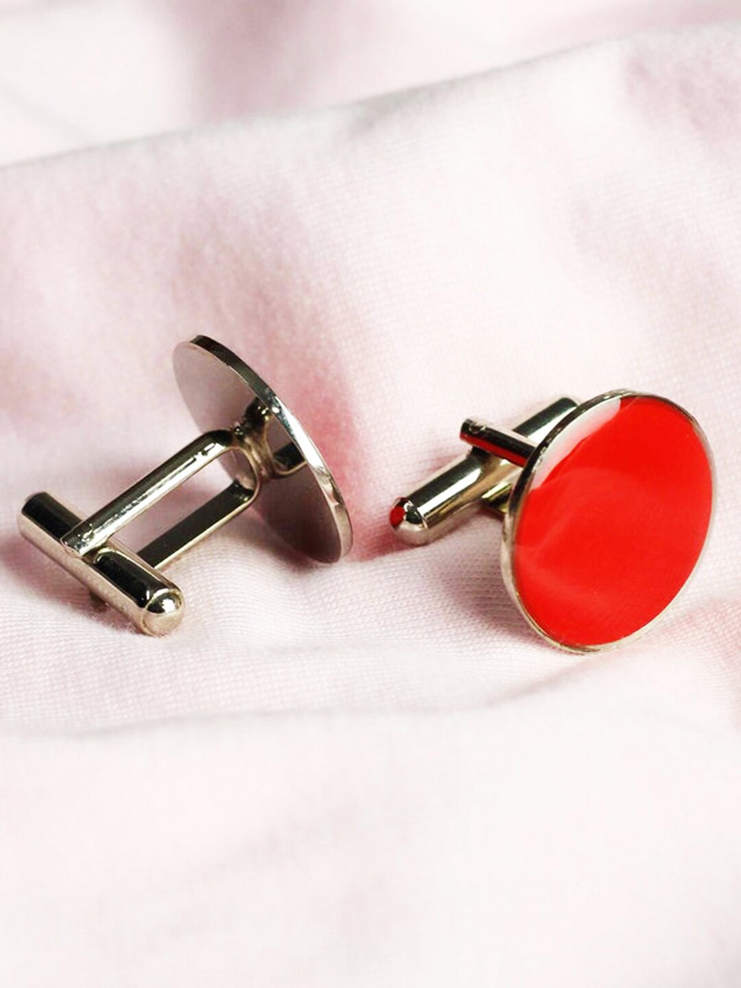 

Tossido Red & Gold-Toned Metal Cufflink