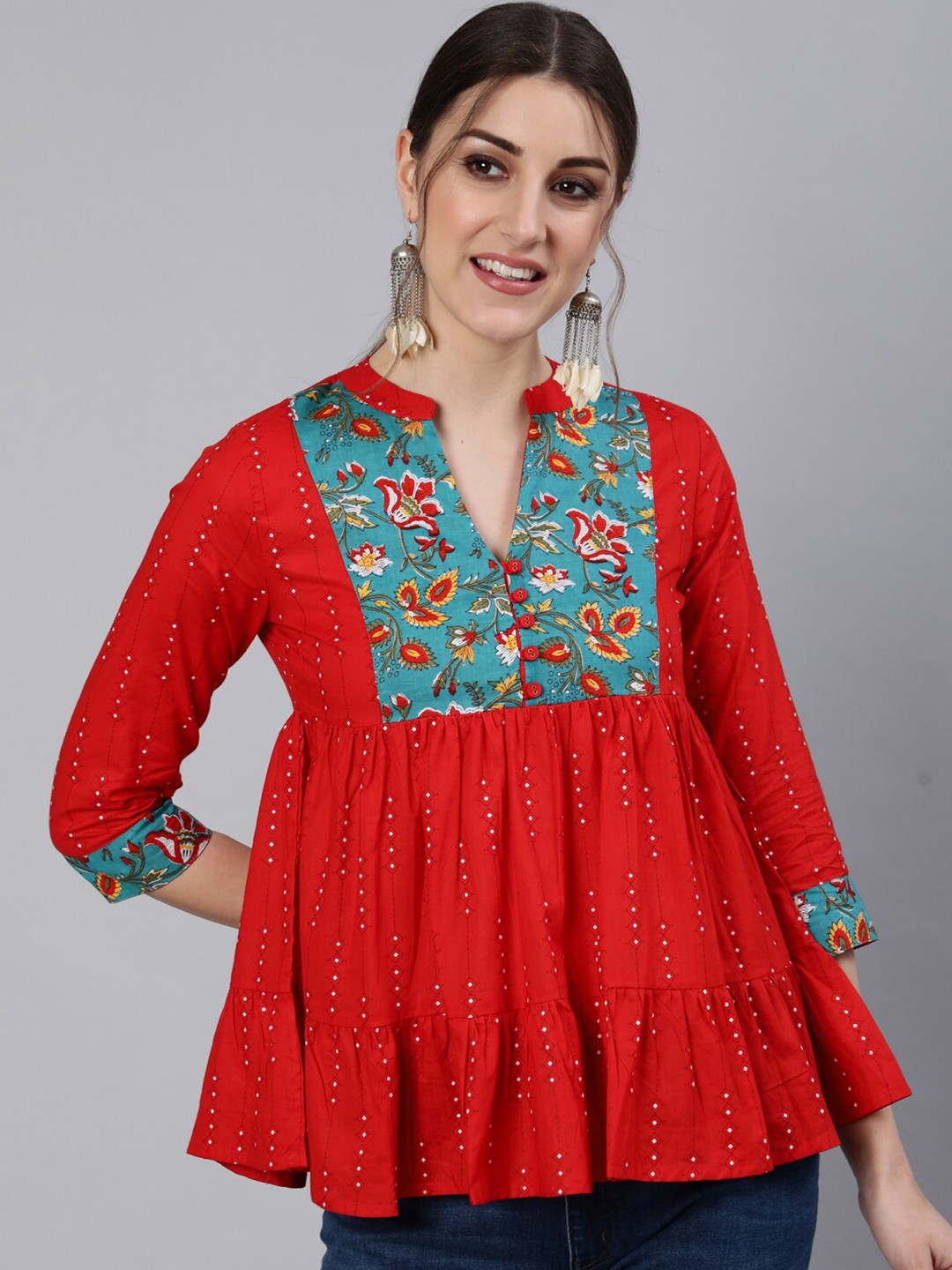 

antaran Red & Green Print Mandarin Collar Top