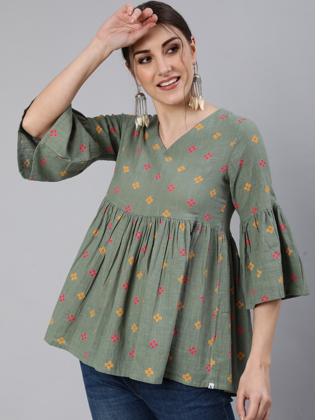 

antaran Olive Green Printed Pleated Tunic