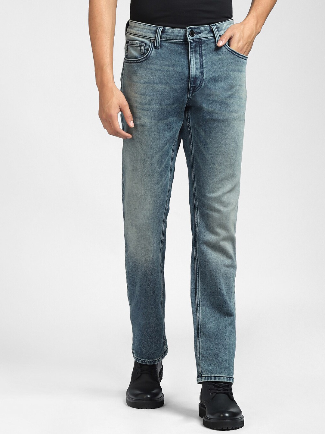 

Jack & Jones Men Blue Low Distress Heavy Fade Regular Fit Stretchable Jeans