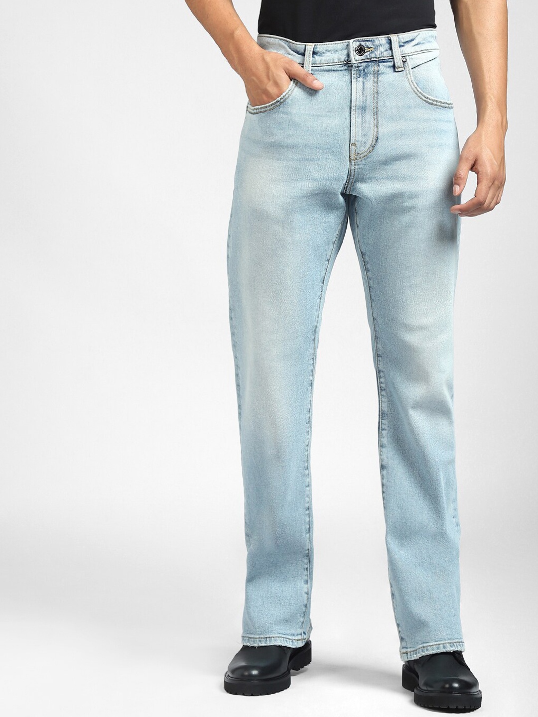 

Jack & Jones Men Blue Straight Fit Low-Rise Jeans