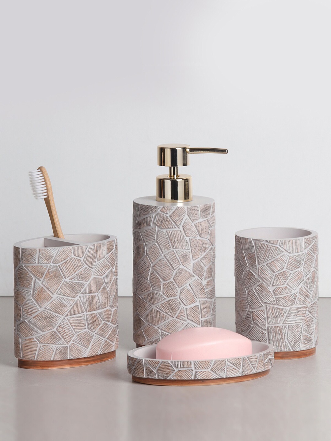 

OBSESSIONS Brown & Beige 4 Pcs Polyresin Bathroom Set