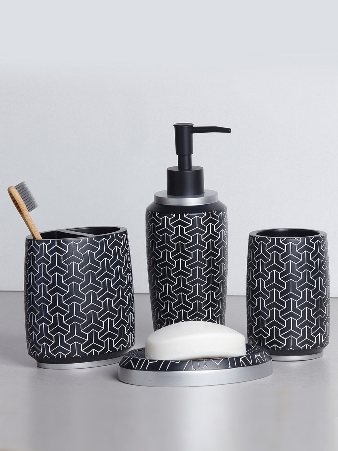 

OBSESSIONS Black & Silver Polyresin 4 Pcs Bathroom Set