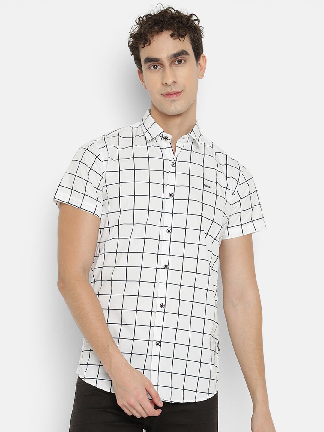 

V2 Value & Variety Men White Windowpane Checks Casual Shirt