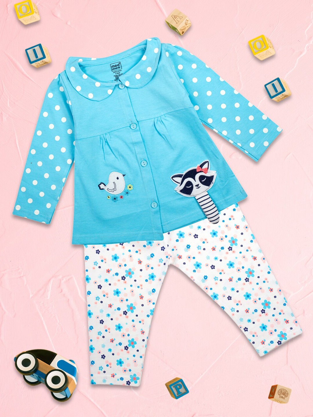 

MeeMee Girls Blue & White Floral Polka Dots Printed Co-Ords
