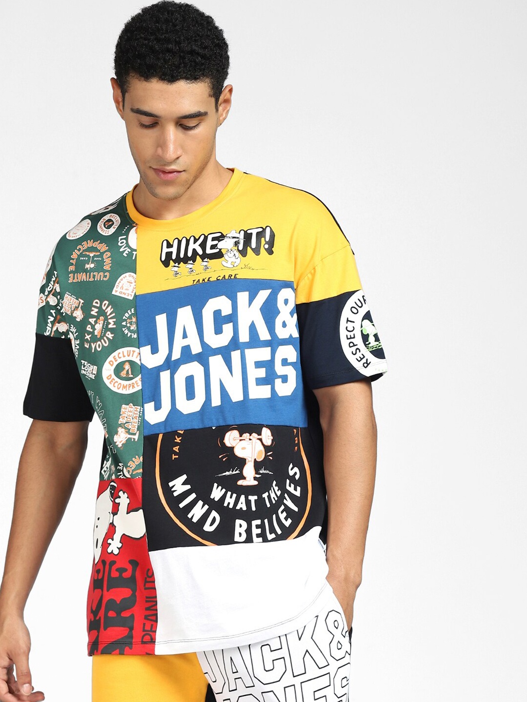 

Jack & Jones Men Black & Blue Snoopy Colourblocked Pure Cotton T-shirt