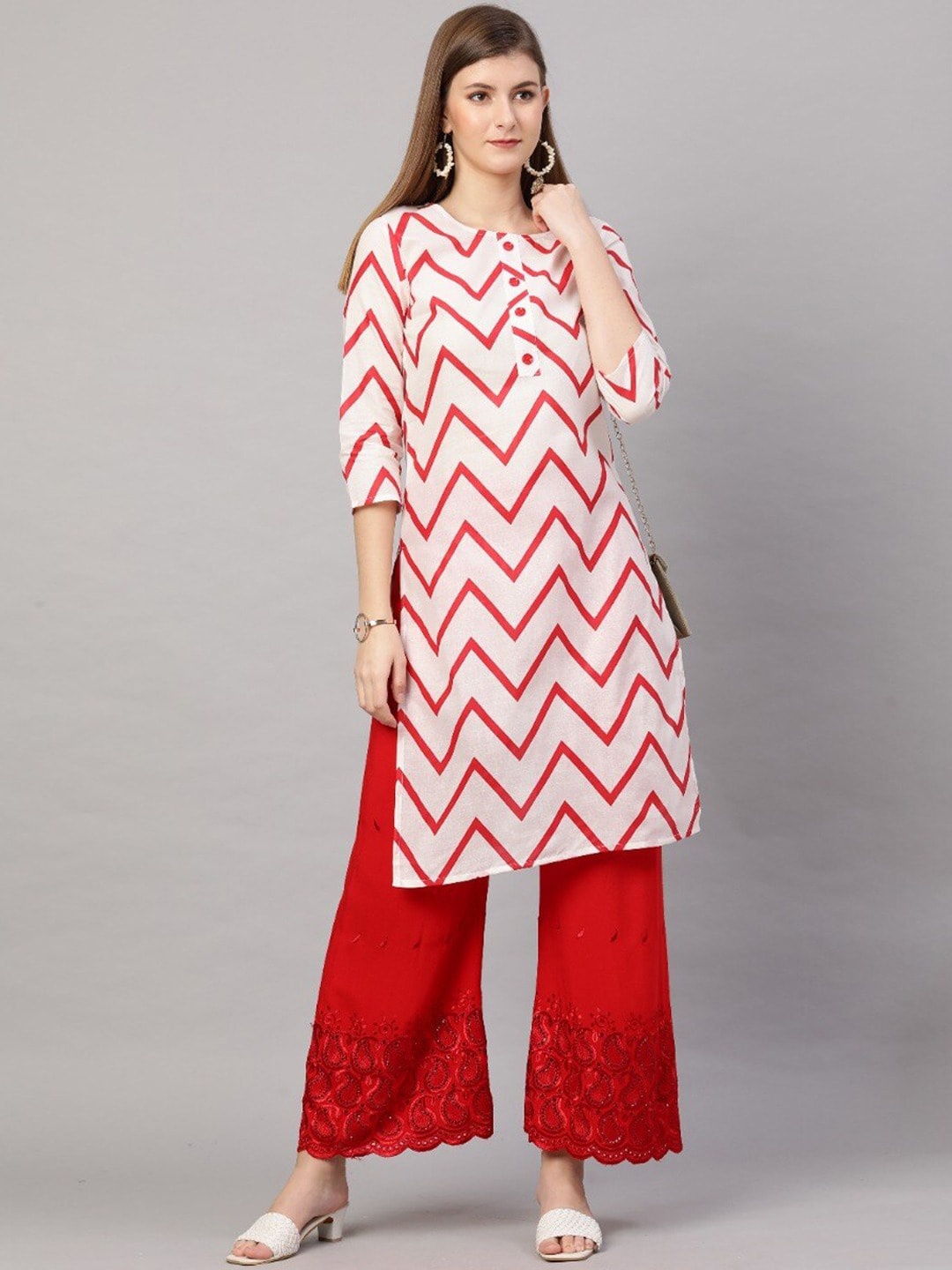

GoSriKi Women White & Red Chevron Printed Kurta
