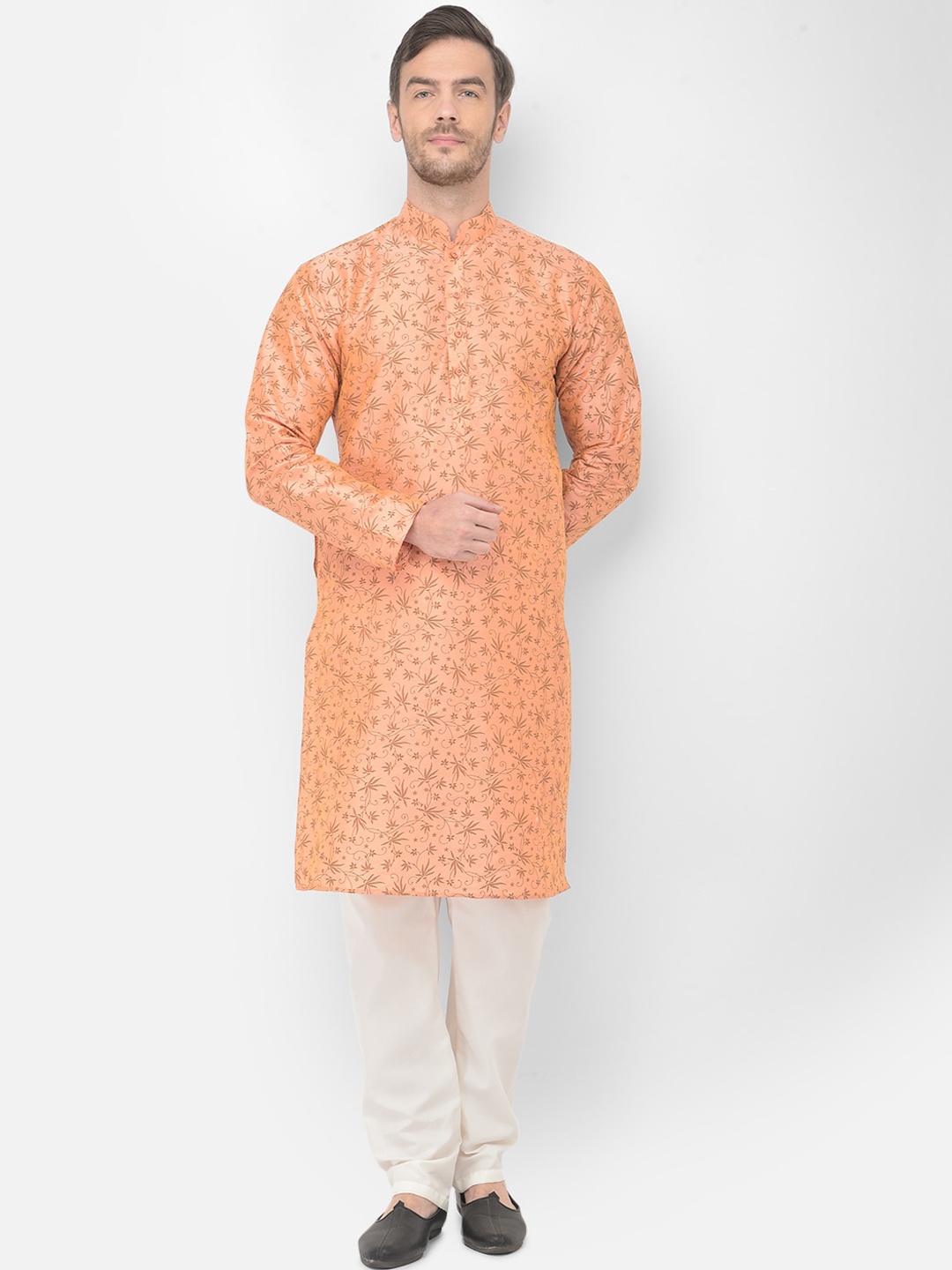 

SG LEMAN Men Peach-Coloured Floral Raw Silk Kurta with Pyjamas