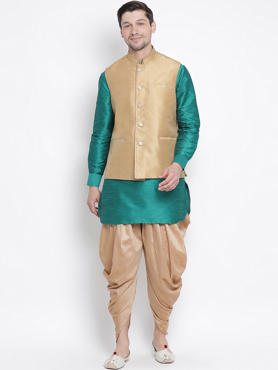 

VASTRAMAY Men Green Kurta with Dhoti Pants