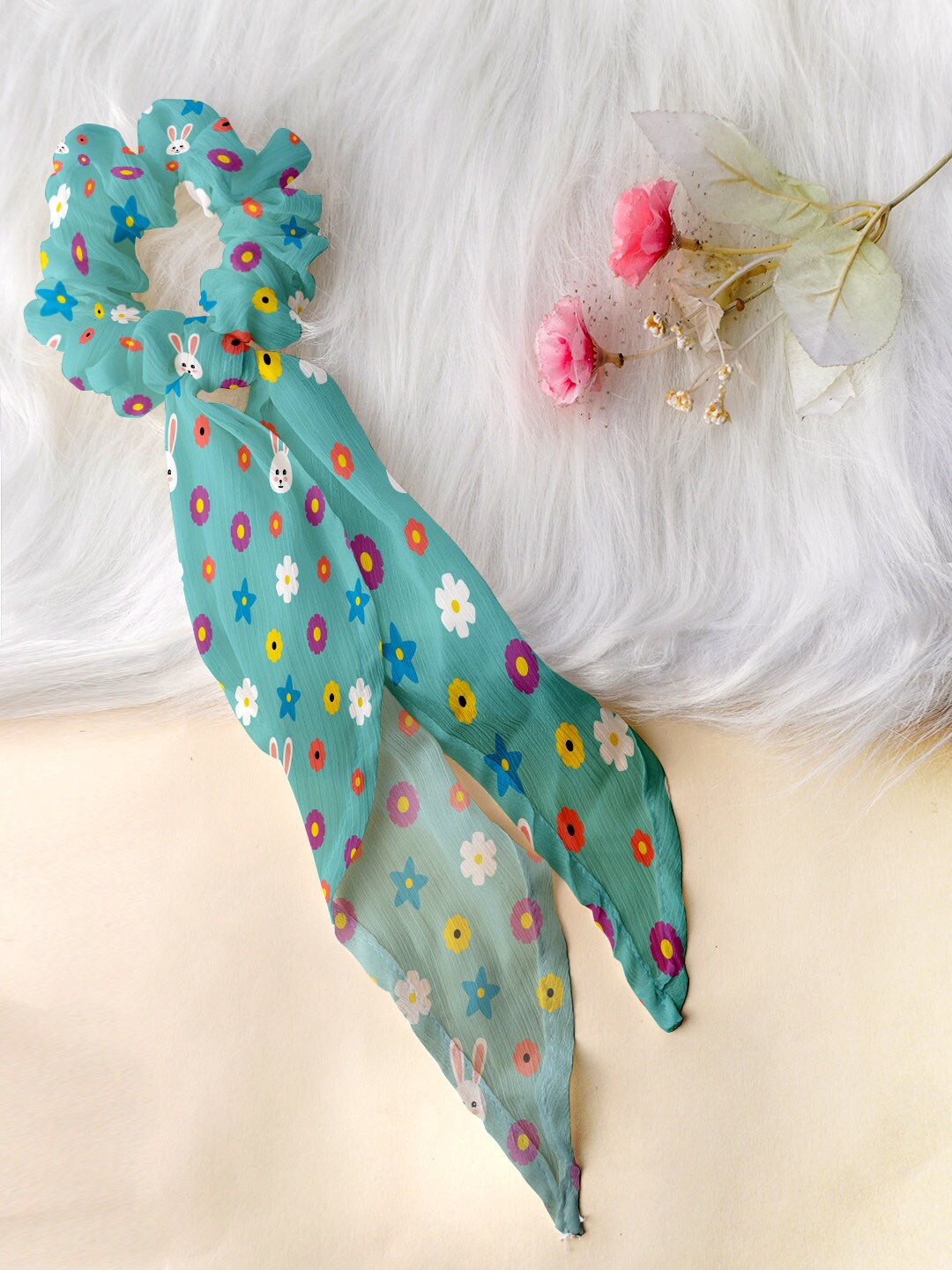 

Ferosh Women Turquoise Blue & Orange Ponytail Holders