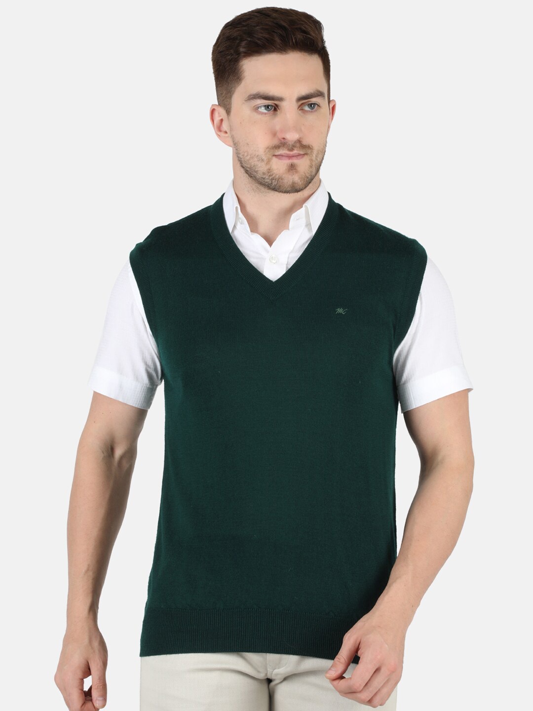 

Monte Carlo Men Green Pure Wool Solid Sweater Vest