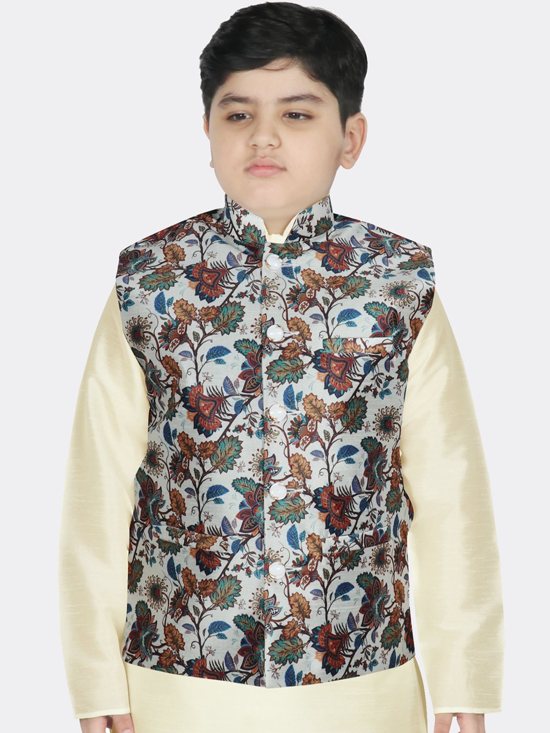 

SG YUVRAJ Boys White & Blue Floral Printed Nehru Jacket