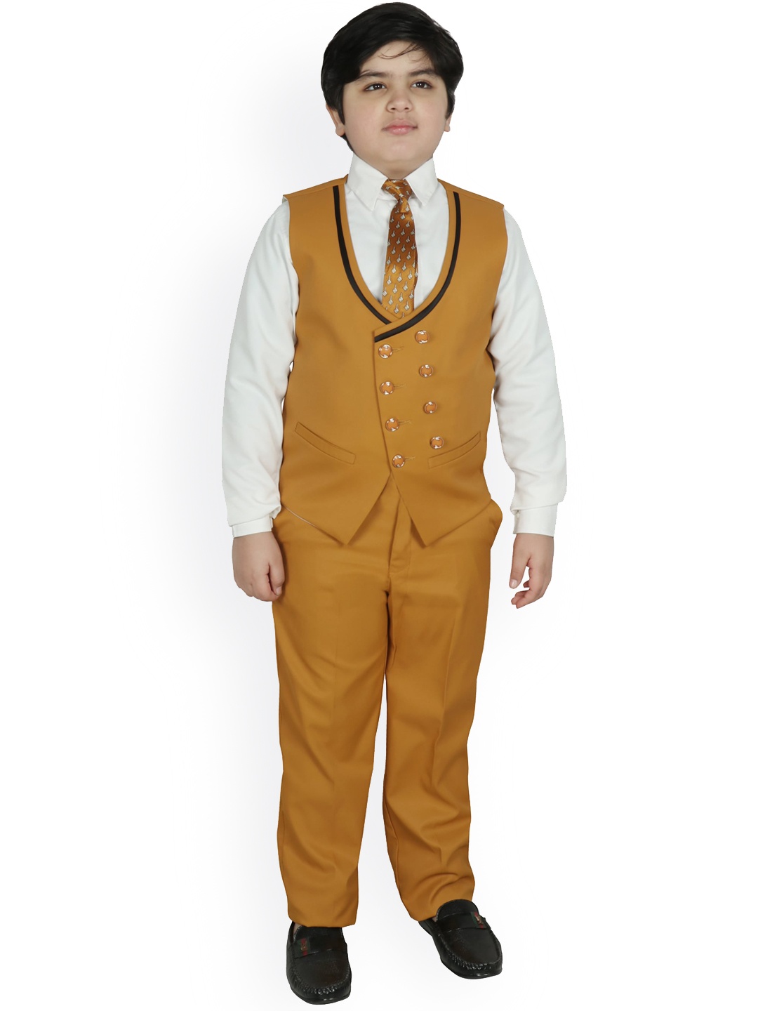 

SG YUVRAJ Boys Mustard Solid Suit Set