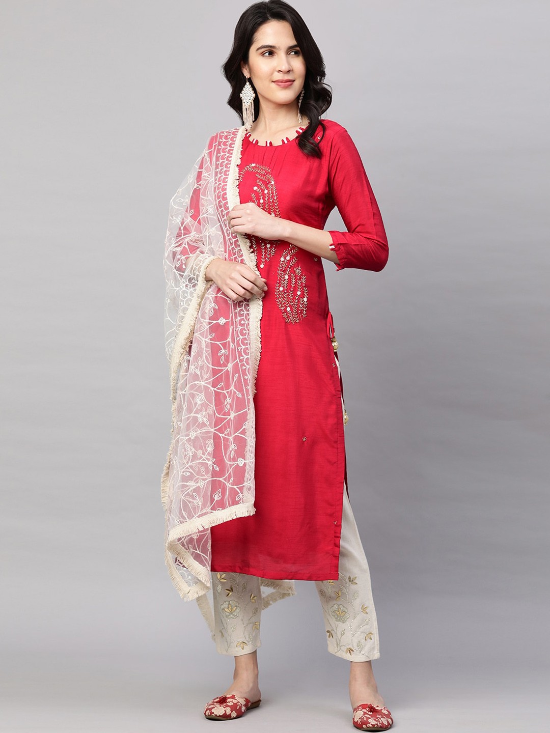 

FASHOR Women Pink Printed Embellished Straight Kurta With Dupatta