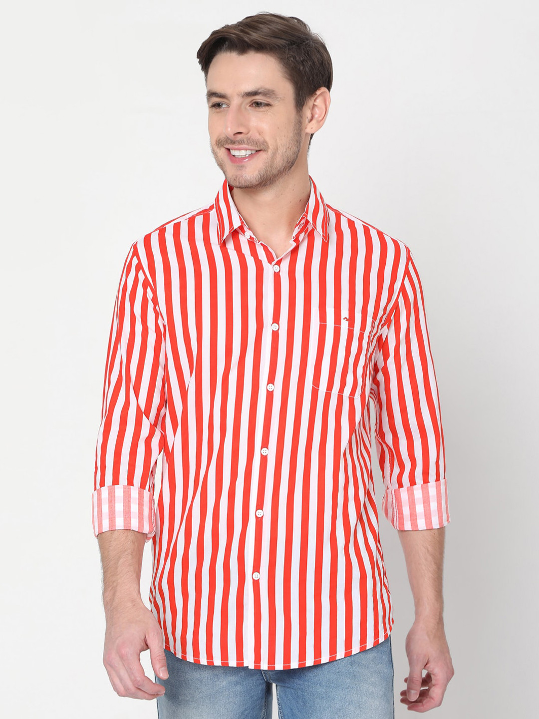 

Mufti Men White & Red Slim Fit Striped Cotton Casual Shirt