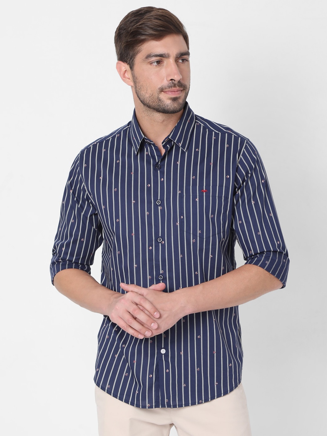 

Mufti Men Navy Blue Slim Fit Striped Casual Shirt
