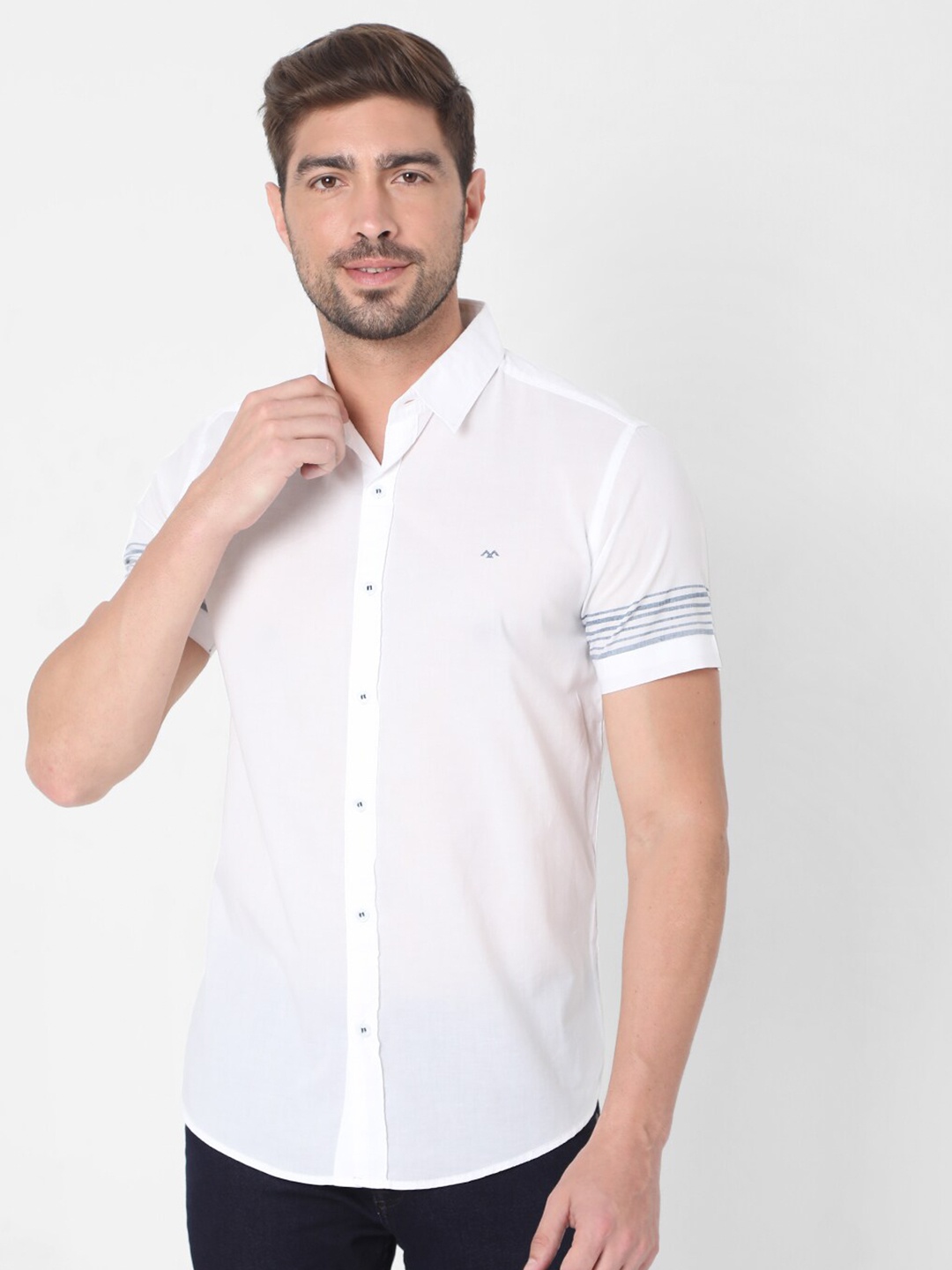 

Mufti Men White Slim Fit Cotton Casual Shirt