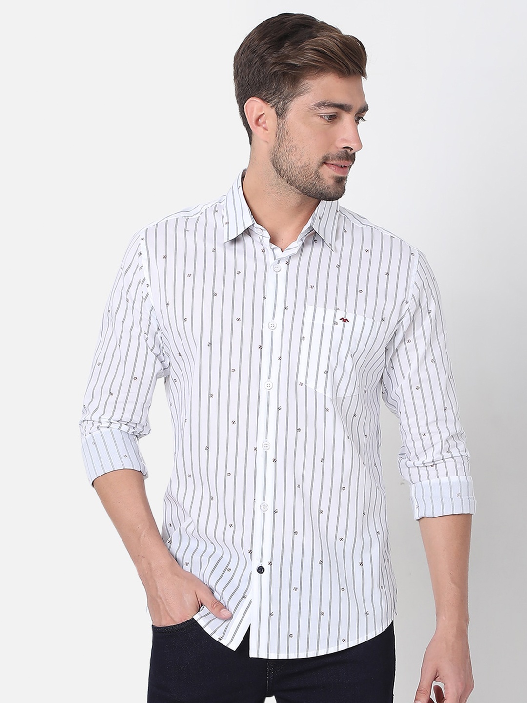 

Mufti Men White Slim Fit Striped Cotton Casual Shirt