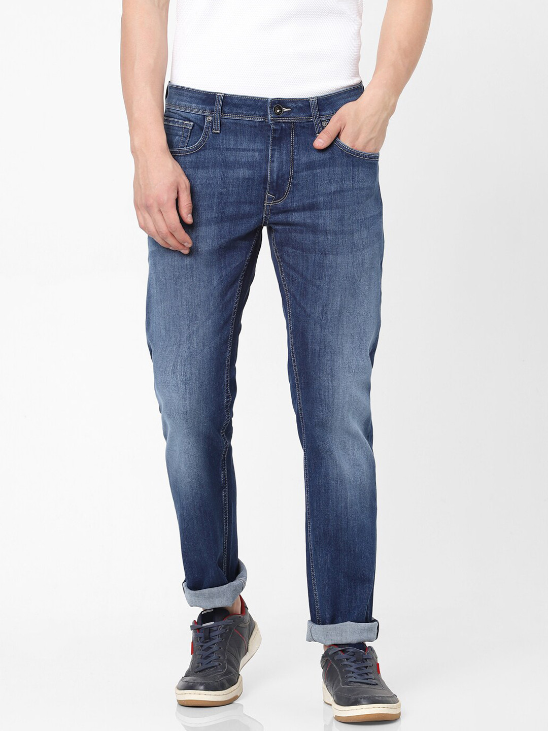

Celio Men Blue Slim Fit Heavy Fade Cotton Stretchable Jeans