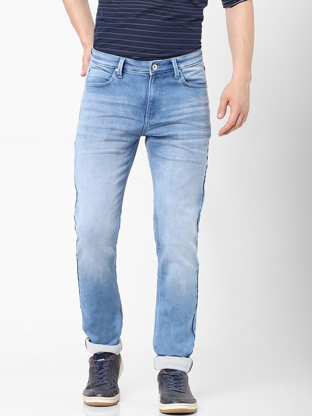 

Celio Men Blue Slim Fit Heavy Fade Cotton Jeans