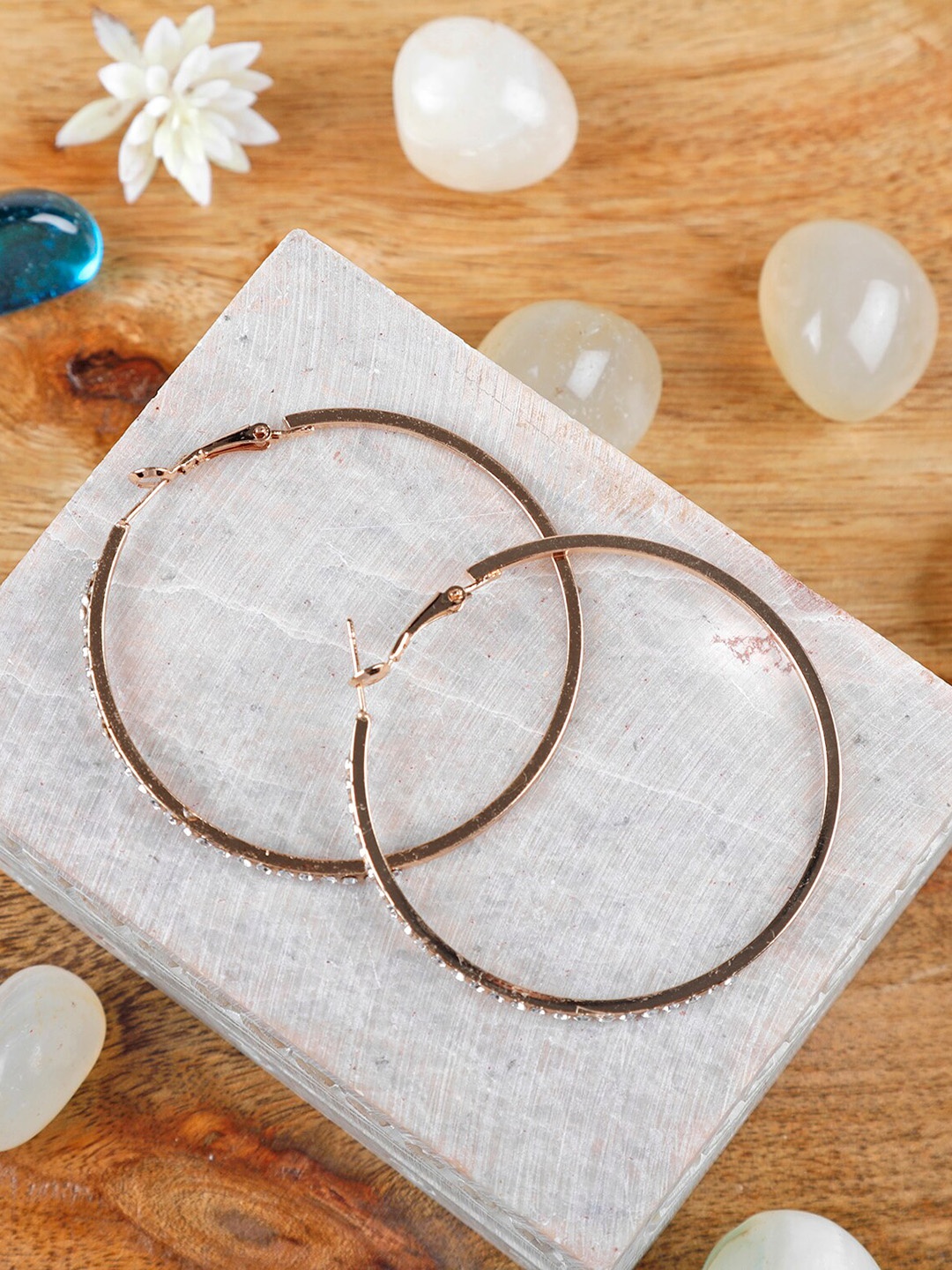 

Arendelle Gold-Toned Contemporary Hoop Earrings