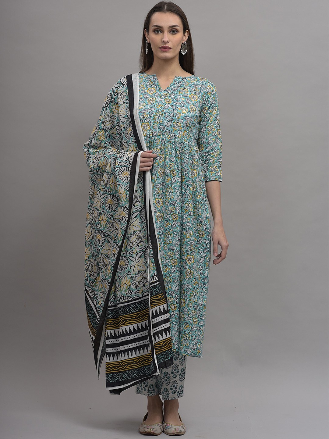 

KALINI Women Green Ethnic Motifs Pure Cotton Kurta with Trousers & Dupatta