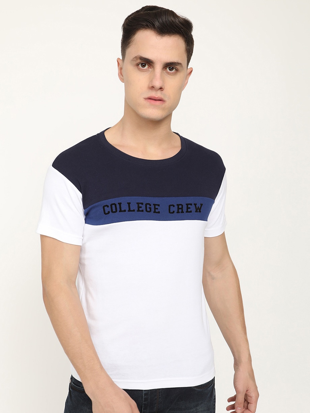 

V2 Value & Variety Men White & Blue Colourblocked T-shirt