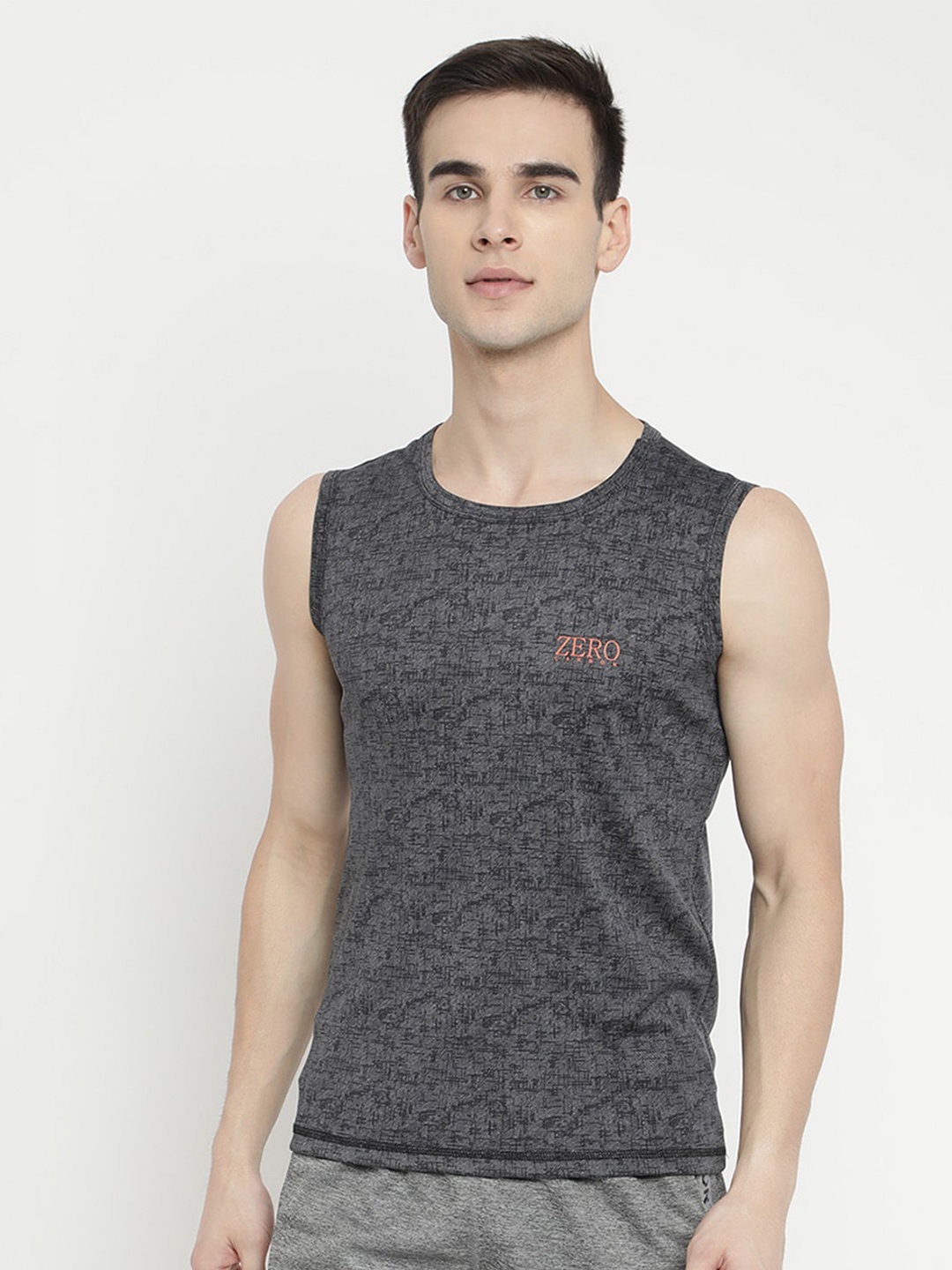 

V2 Value & Variety Men Grey T-shirt