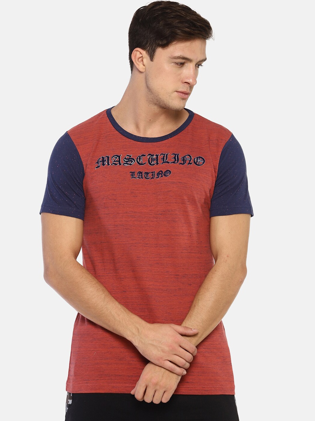 

Masculino Latino Men Navy Blue & Rust Colourblocked Cotton Regular Fit T-shirt