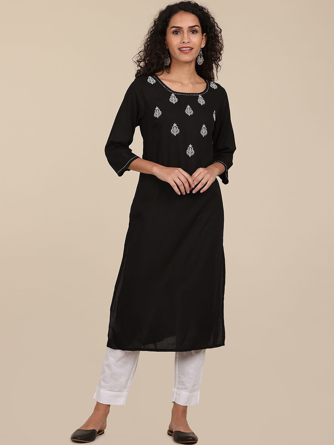 

Karigari Women Black Floral Printed Kurta