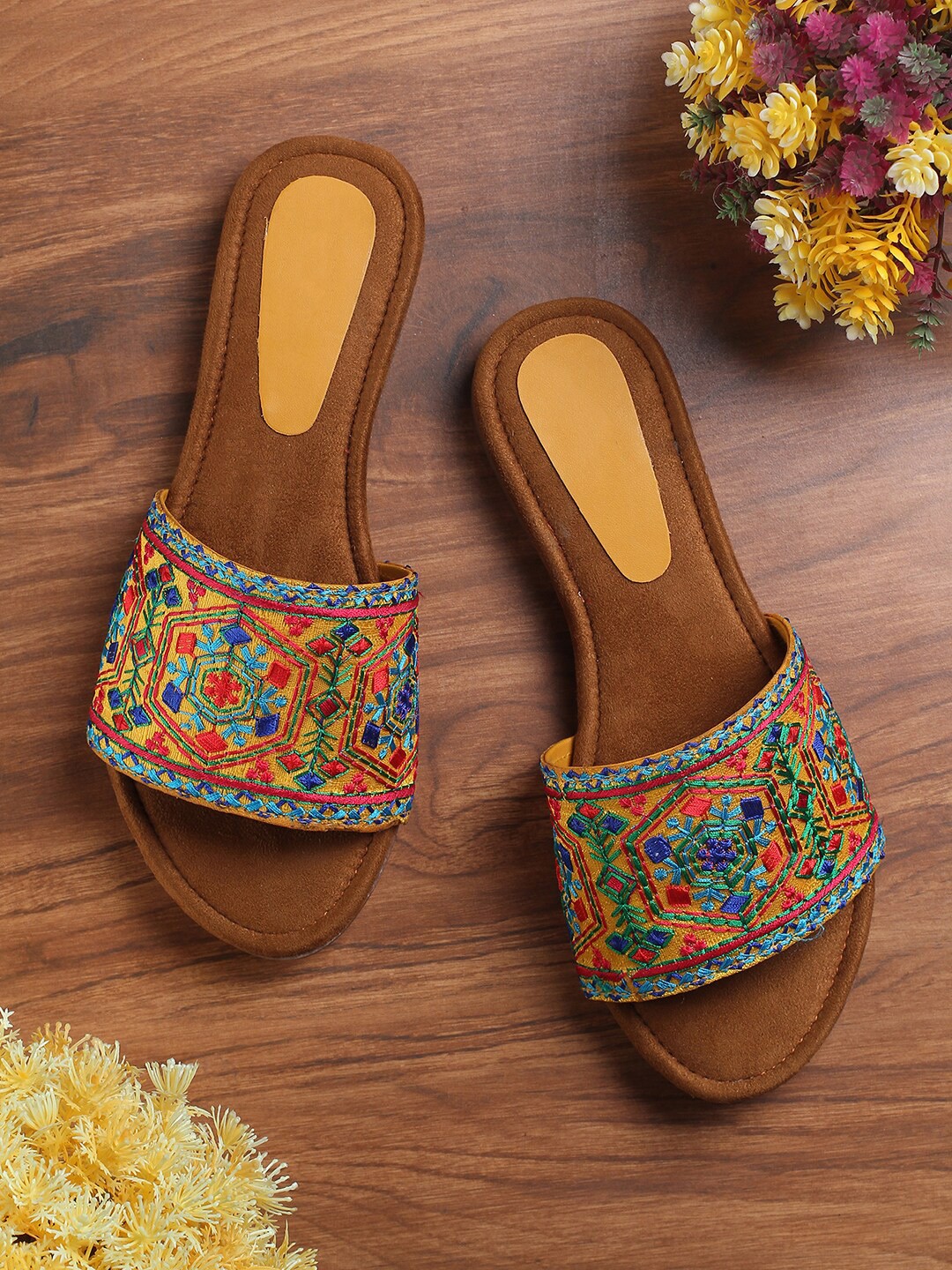 

HASTEN Women Multicoloured Embellished Leather Ethnic Open Toe Flats, Multi