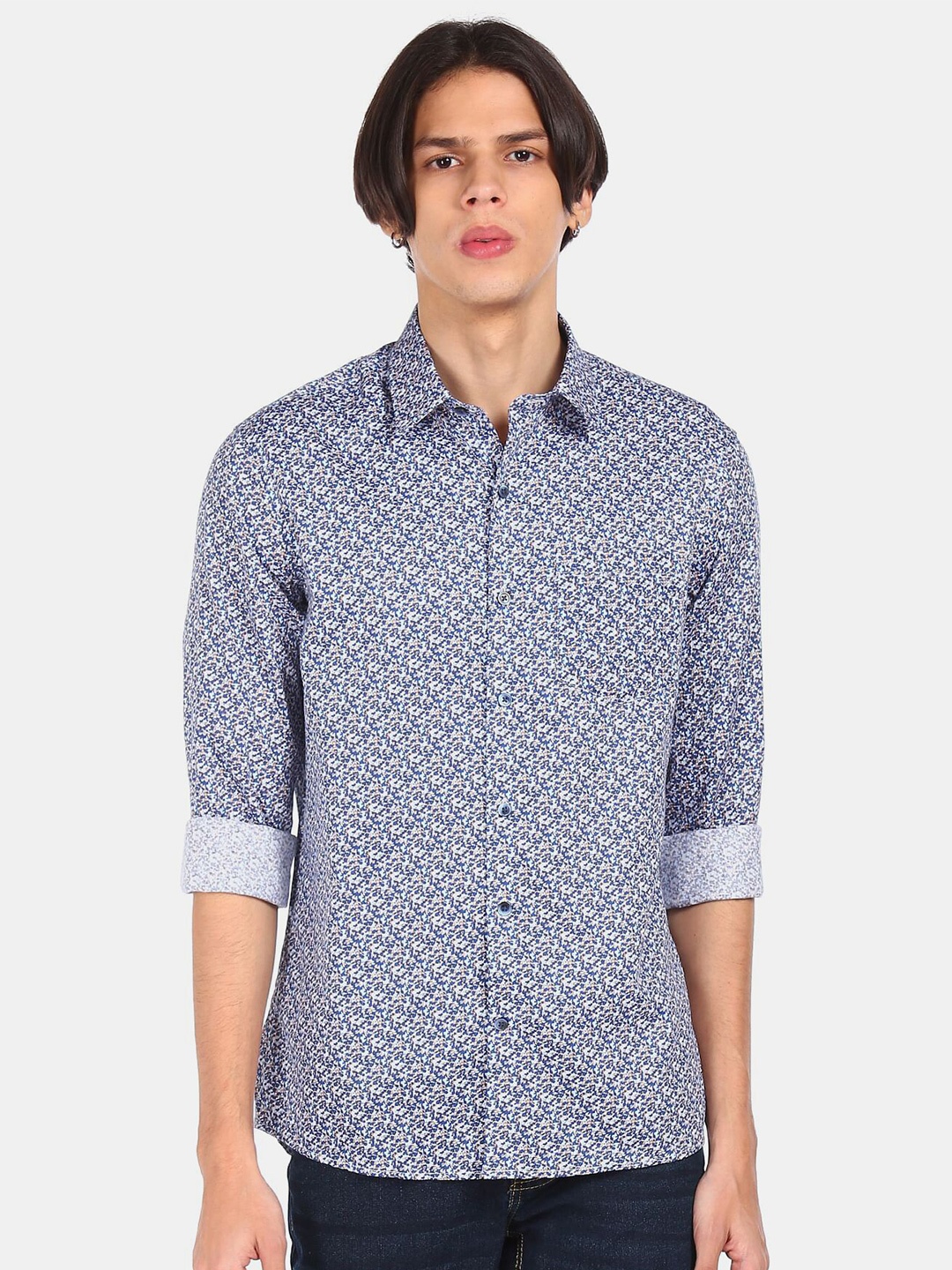 

Excalibur Men Blue Floral Printed Casual Shirt