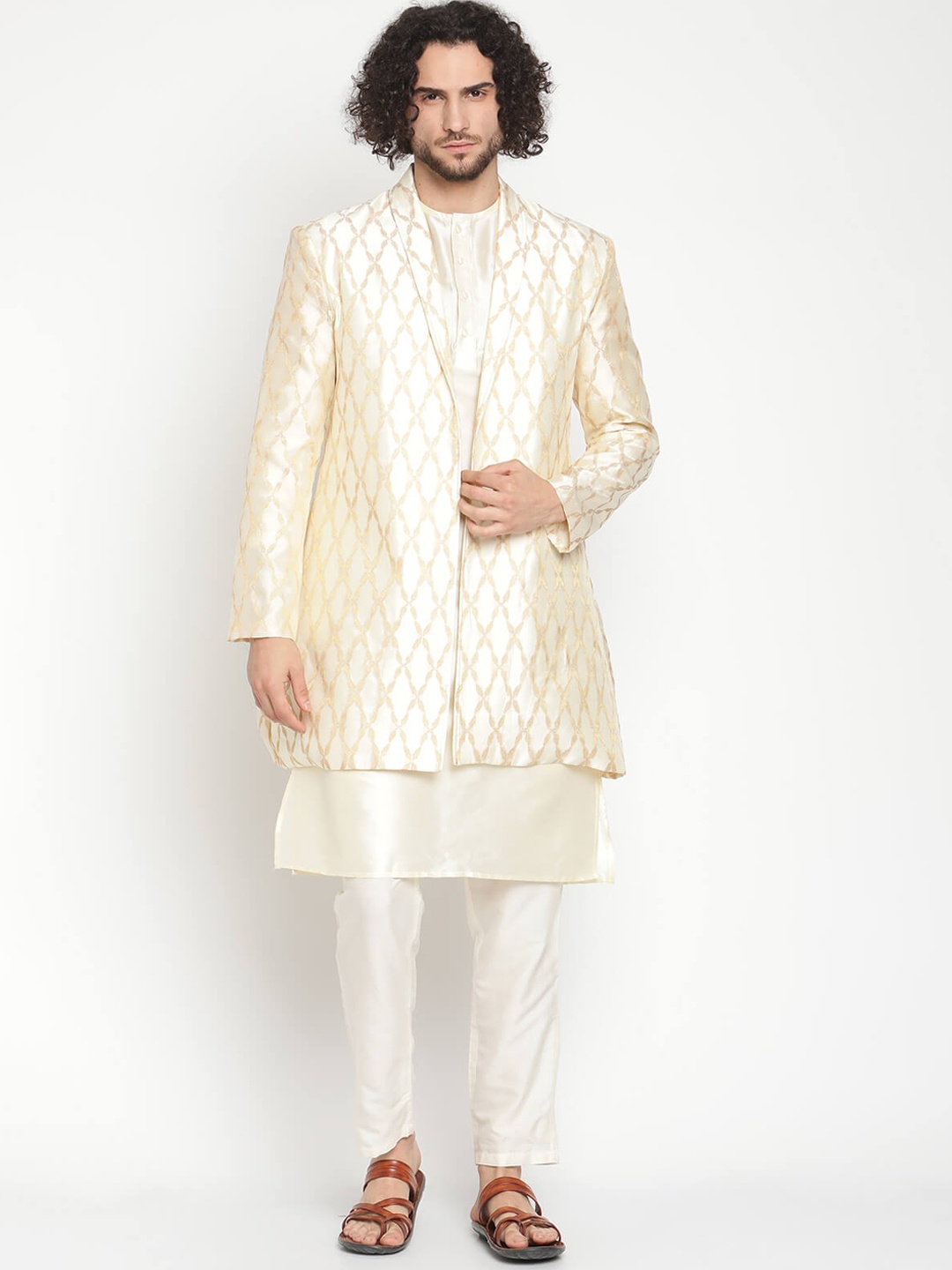 

Abhishti Ivory Button Down Kurta With Zari Work Jacket, Cream