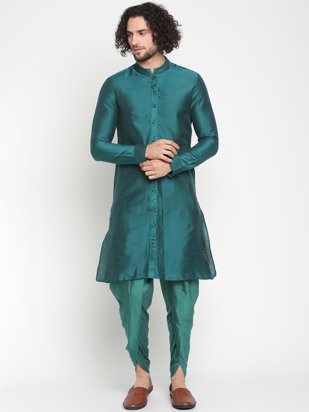 

Abhishti Men Green Buttoned Down Banarasi Kurta, Teal