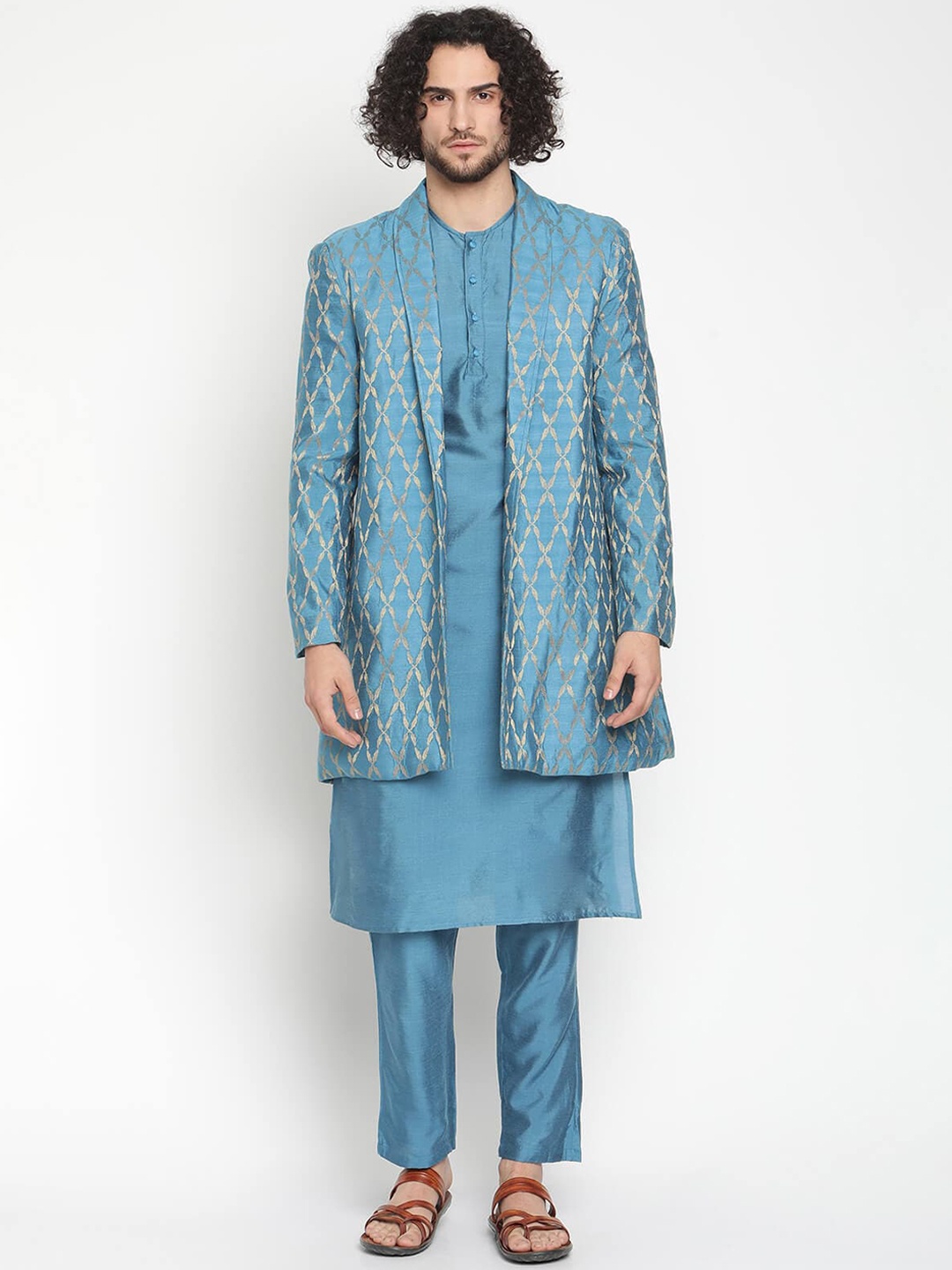 

Abhishti Men Blue Button Down Kurta With Zari Work Jacket