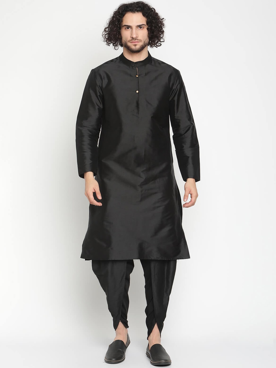 

Abhishti Black Extended Collar Banarasi Kurta With Tulip Dhoti