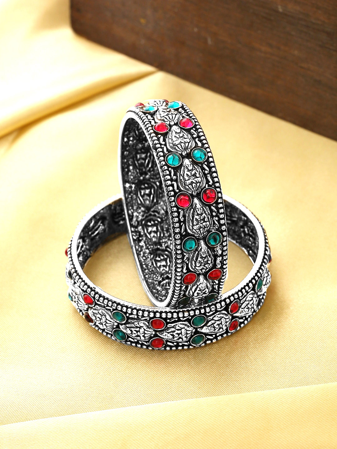 

Yellow Chimes Set of 2 Silver-Plated Oxidised Antique Bangles