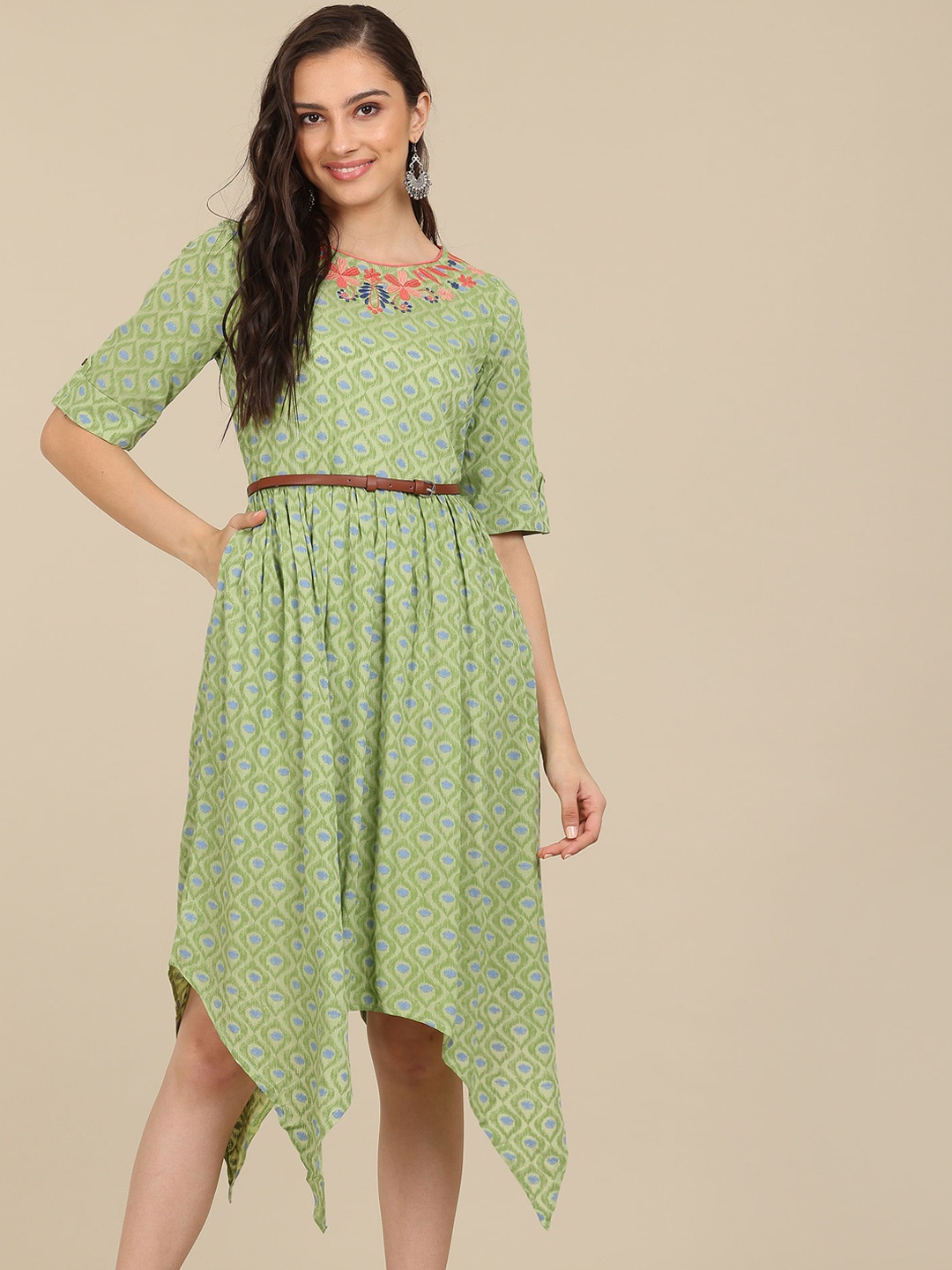 

Karigari Green Ethnic Motifs Printed Asymmetric Dress
