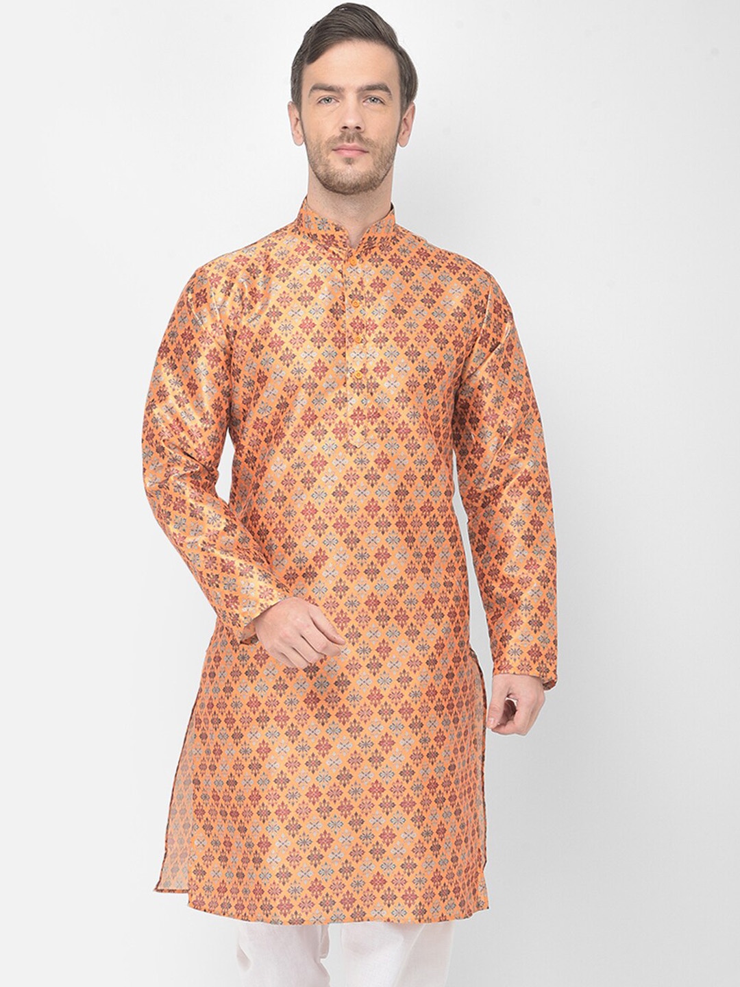 

SG LEMAN Men Yellow Ethnic Motifs Printed Raw Silk Kurta